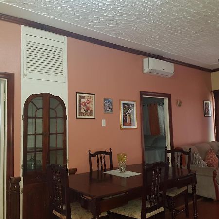 The Braemar Suite III New Kingston Extérieur photo