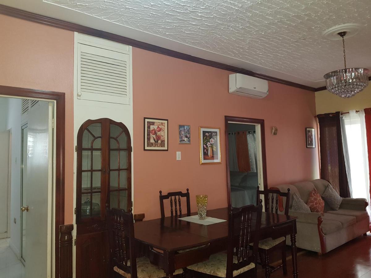 The Braemar Suite III New Kingston Extérieur photo